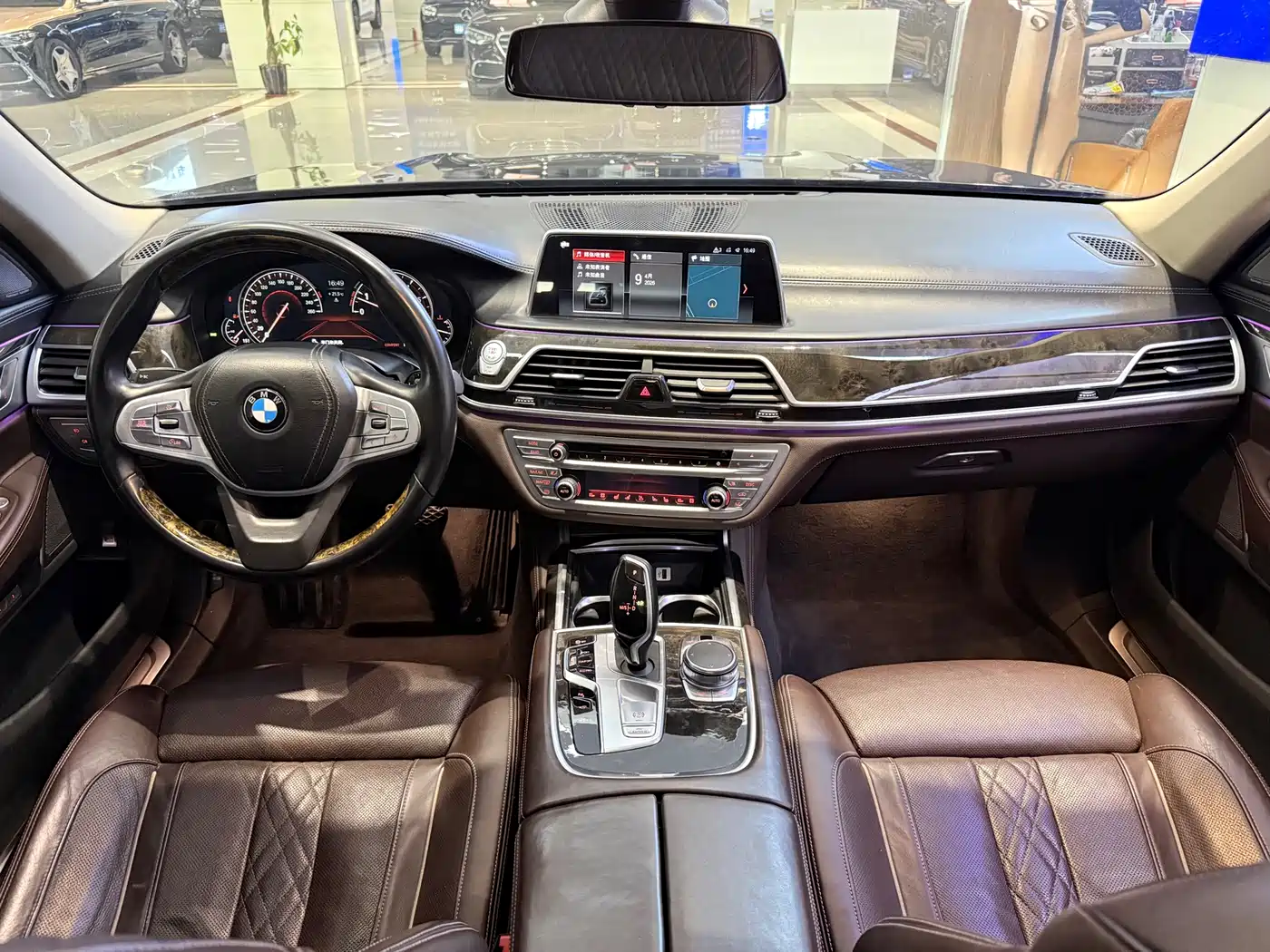 BMW 7 Series 2016 730Li Luxury фото 12