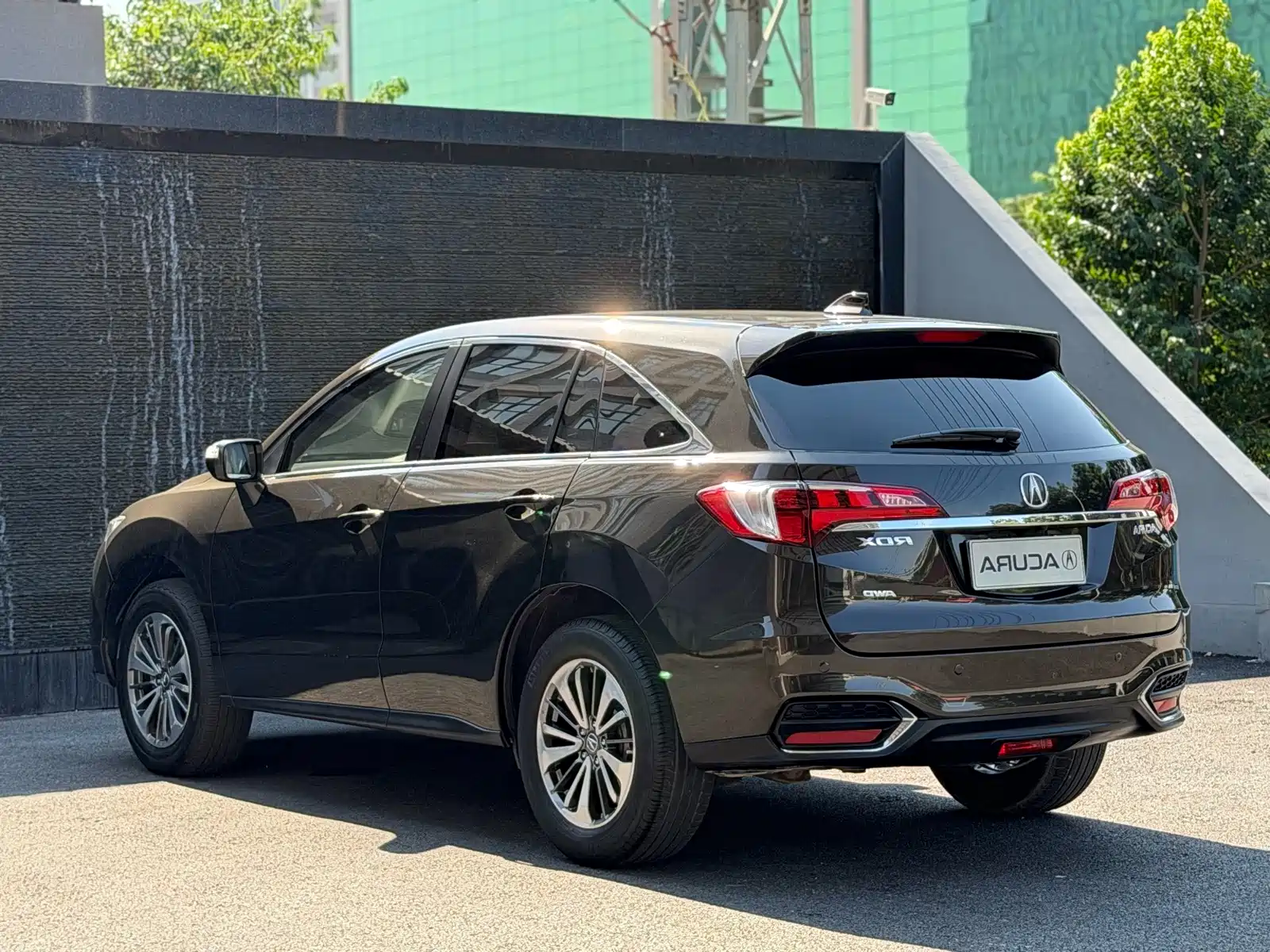 Photo 8 - Acura RDX (Import)