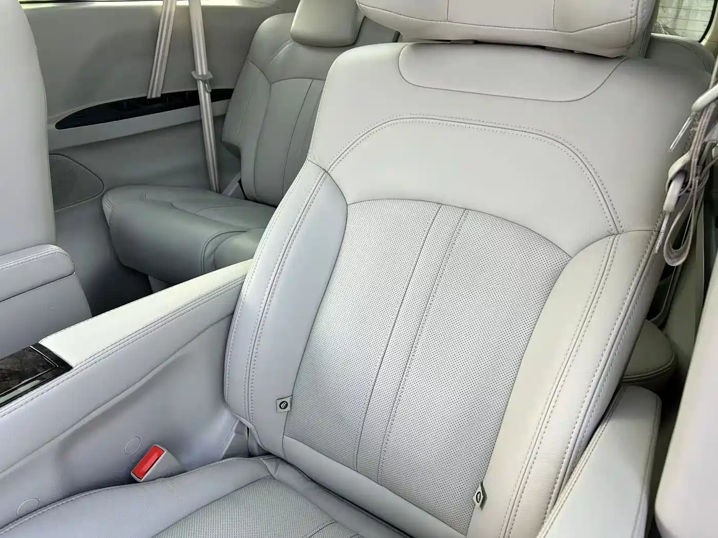 SAIC Maxus Maxus G10 2016 2.0T Automatic Flagship фото 15