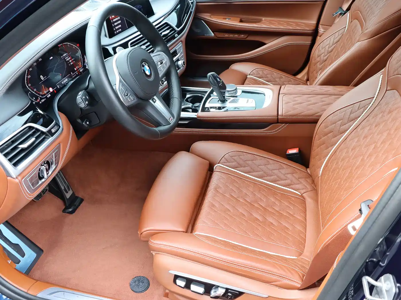 BMW 7 Series 2022 740Li xDrive Executive M Sport Package фото 15