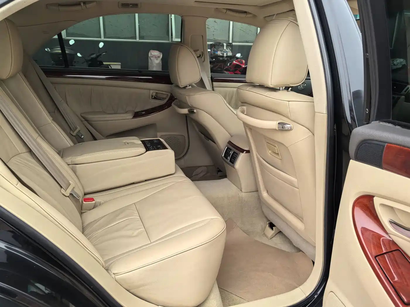 Hongqi Hongqi盛世 2007 HQ300 Government Edition фото 8
