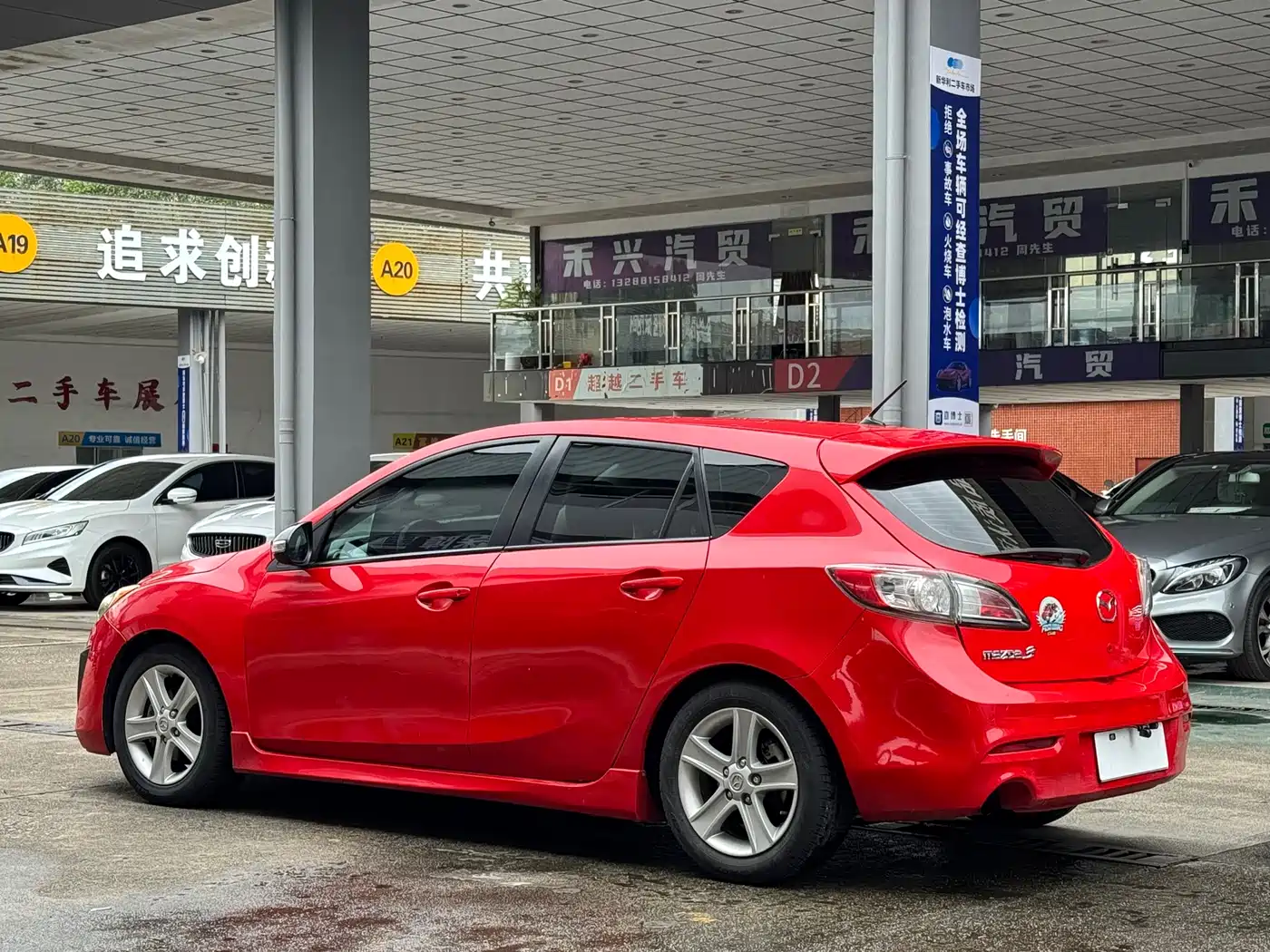 Mazda Mazda3 Axela 2012 Hatchback 2.0L Automatic Luxury фото 15