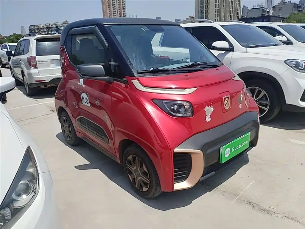 BAOJUN E200