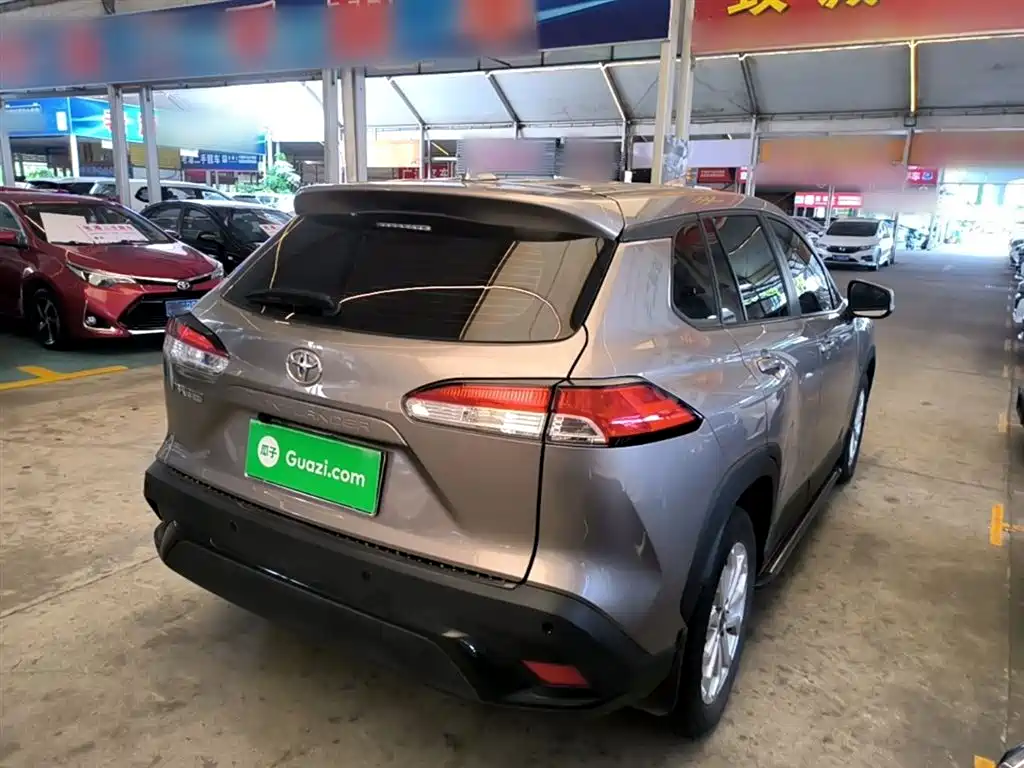 Toyota Frontlander 2023 2.0L CVT Elite Edition фото 7