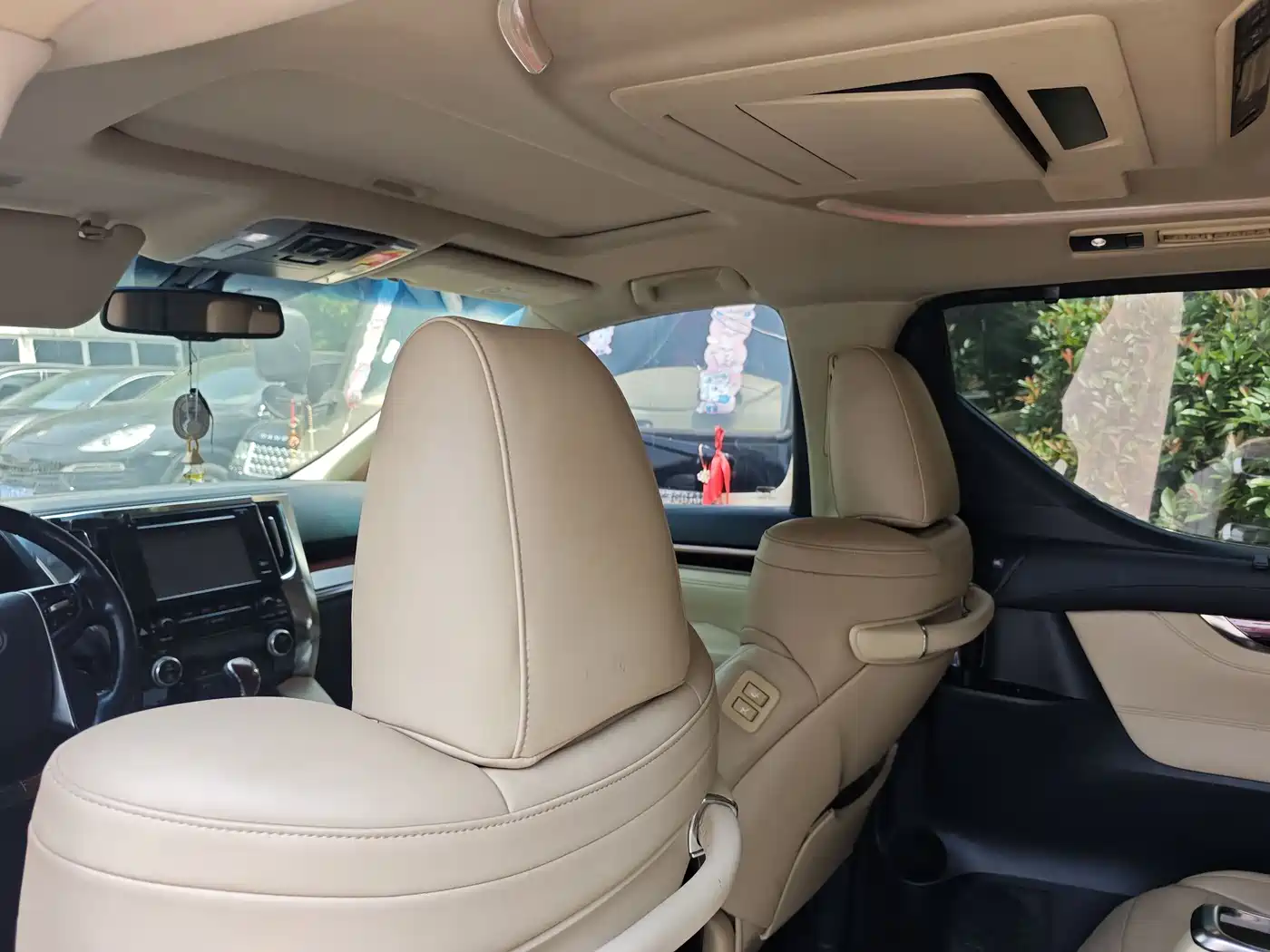 Toyota Alphard 2015 3.5L Luxury Edition фото 6