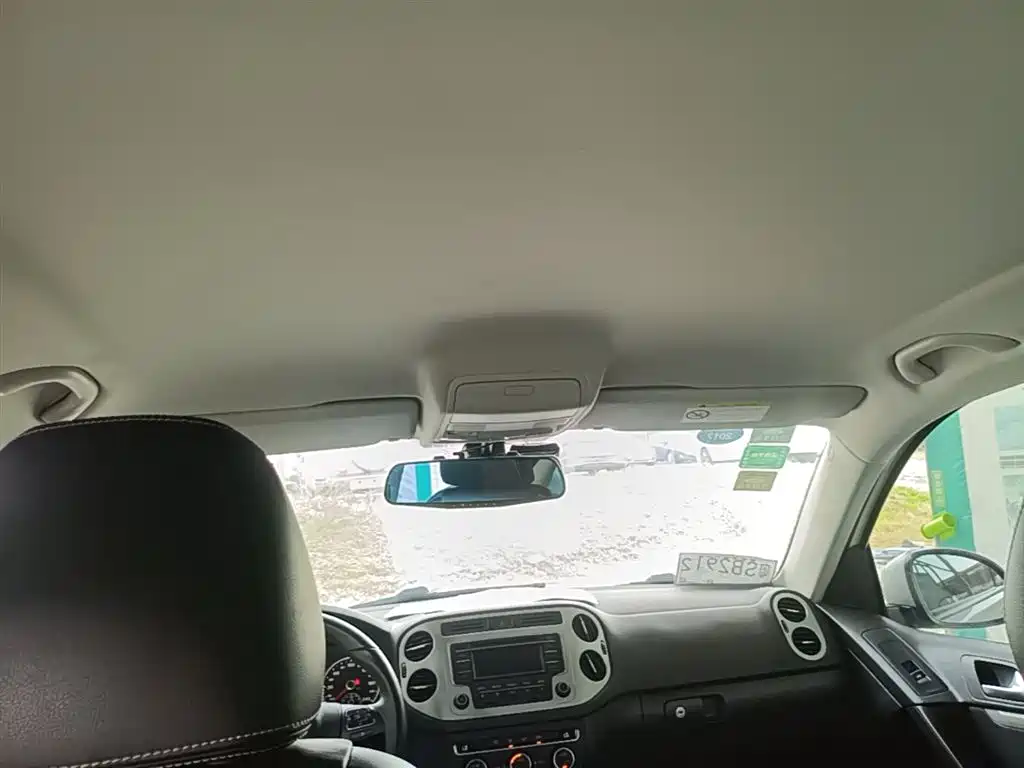 Volkswagen Tiguan 2016 Model 300TSI Automatic 2WD Comfort Edition фото 18