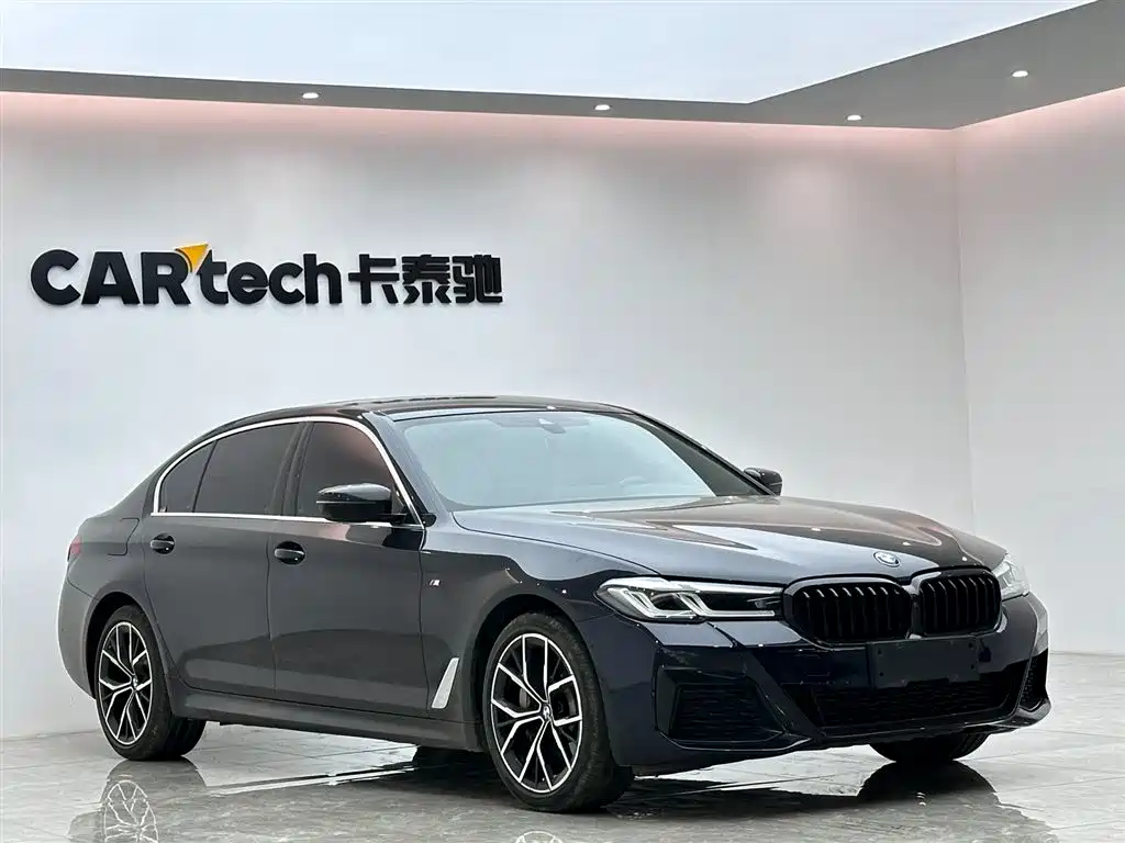 BMW 5 Series 2022 530Li Exclusive M Sport Package фото 6