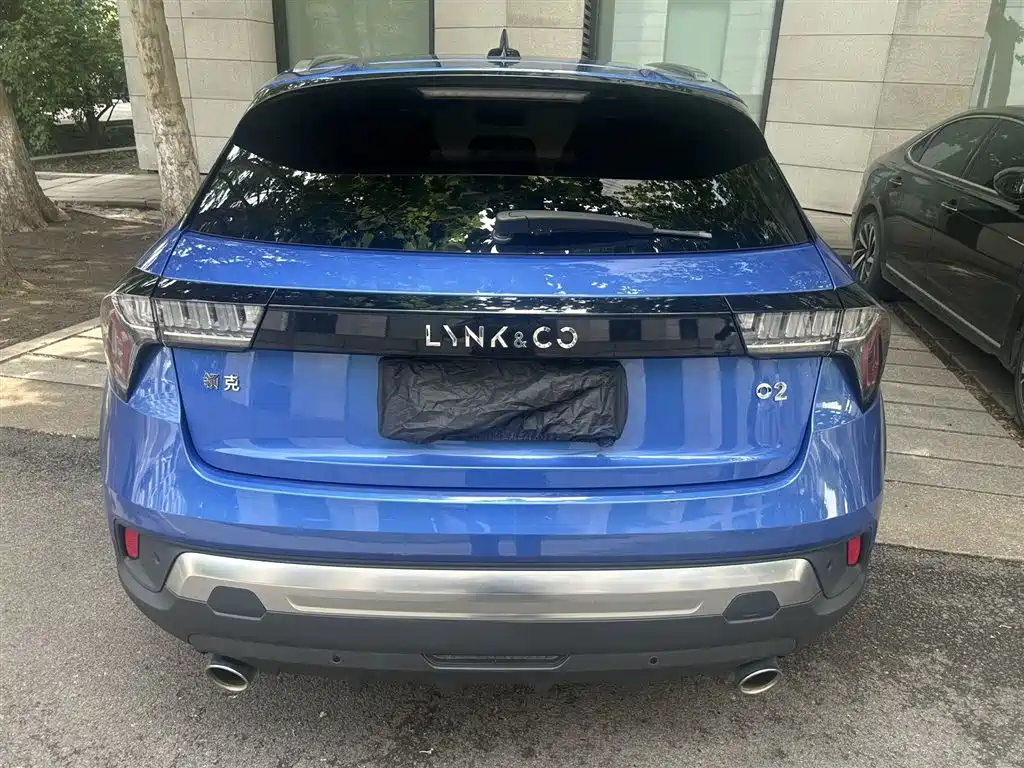 Lynk & Co 02 2019 1.5T DCT 2WD Shine Pro Edition China VI фото 7