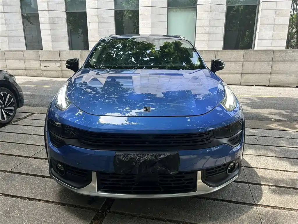 Lynk & Co 02 2019 1.5T DCT 2WD Shine Pro Edition China VI фото 2