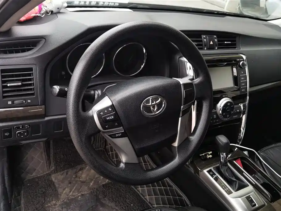 Toyota Reiz 2013 2.5S Elite Edition фото 15