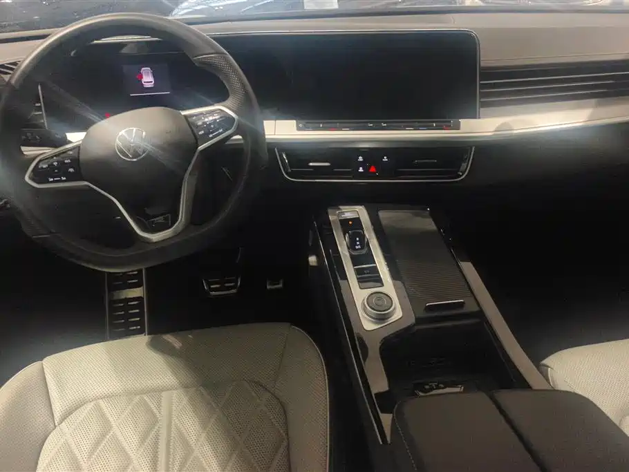 Volkswagen Talagon 2024 380TSI 4WD R-Line Cruise Shared Edition фото 12