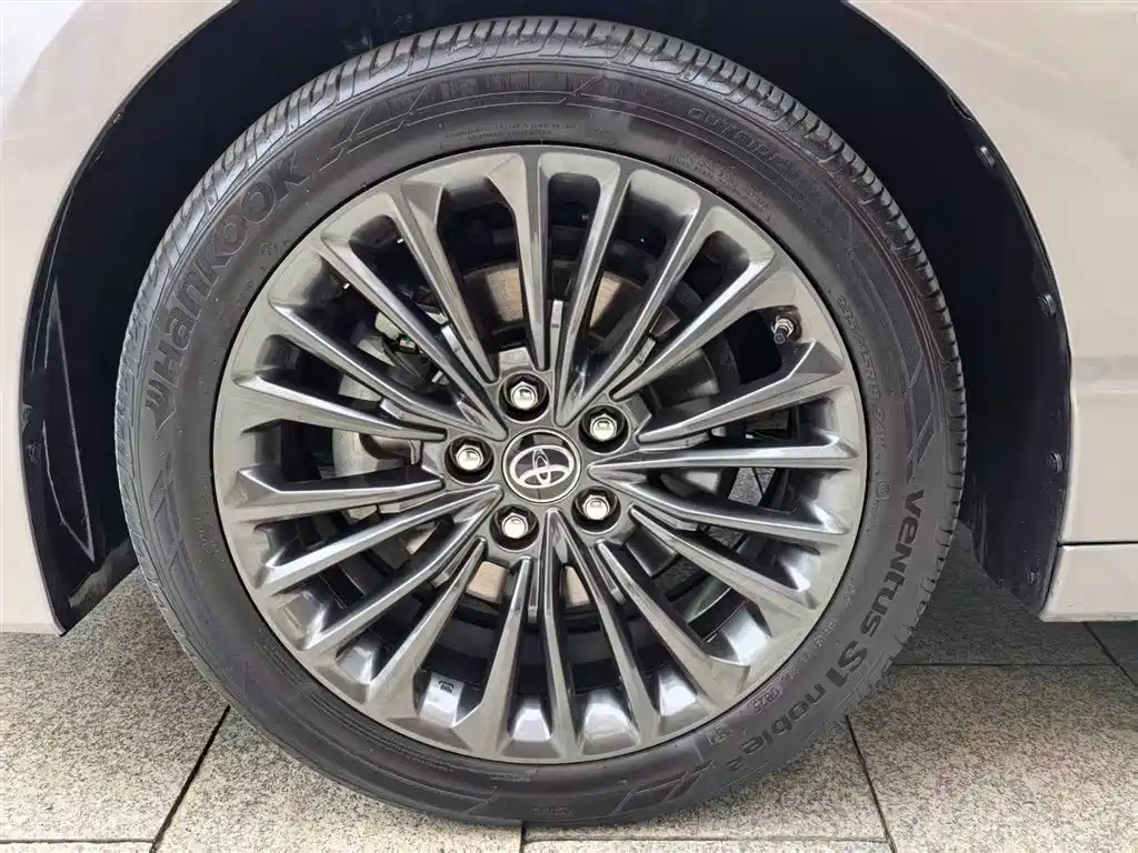 Toyota Avalon 2022 2.5L Touring Premium Edition фото 23
