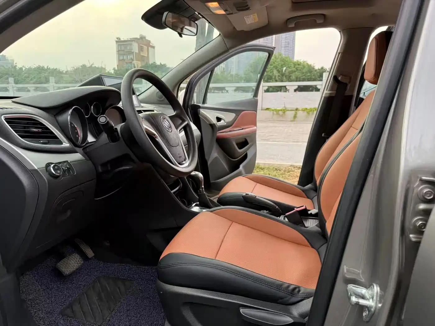 Buick Encore 2014 1.4T Automatic 2WD Urban Elite фото 4