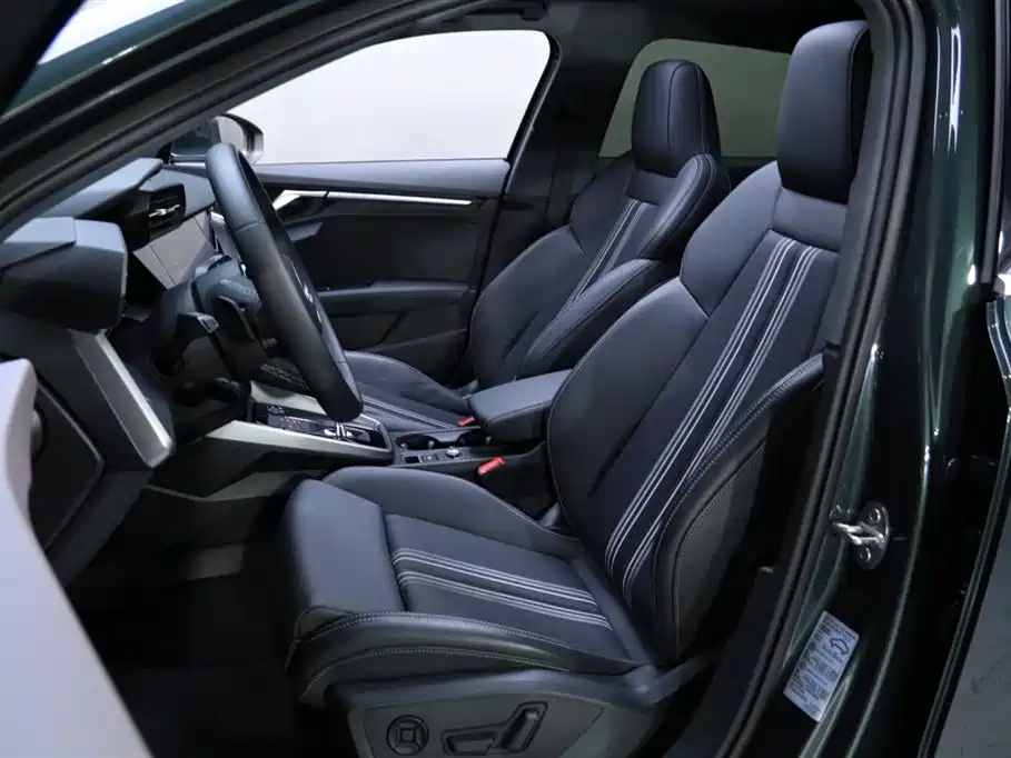 Audi A3 2024 Model Sportback 35 TFSI Fashion Sport фото 19
