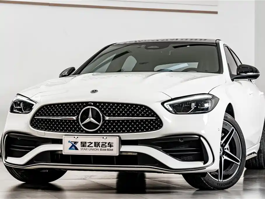 Mercedes-Benz C-Class 2024 Second Facelift C 260 L Night Edition Sport фото 3