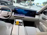 Photo 8 - Lynk & Co 900