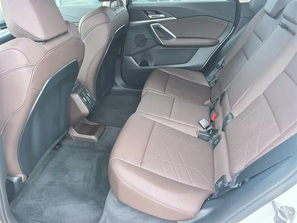 BMW iX1 2025 2025 eDrive25L M Sport Package