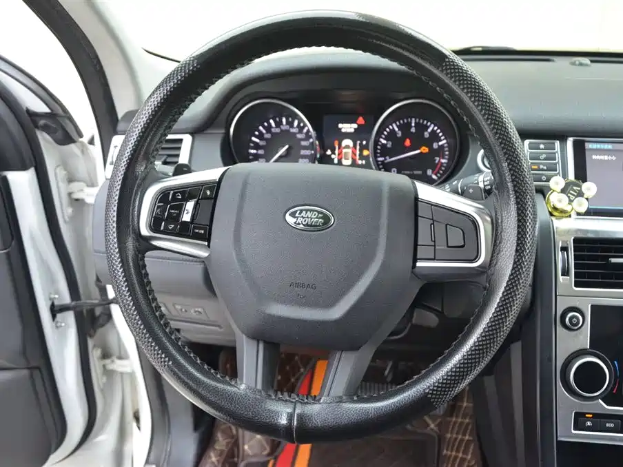 Land Rover Discovery Sport 2016 2.0T HSE фото 10