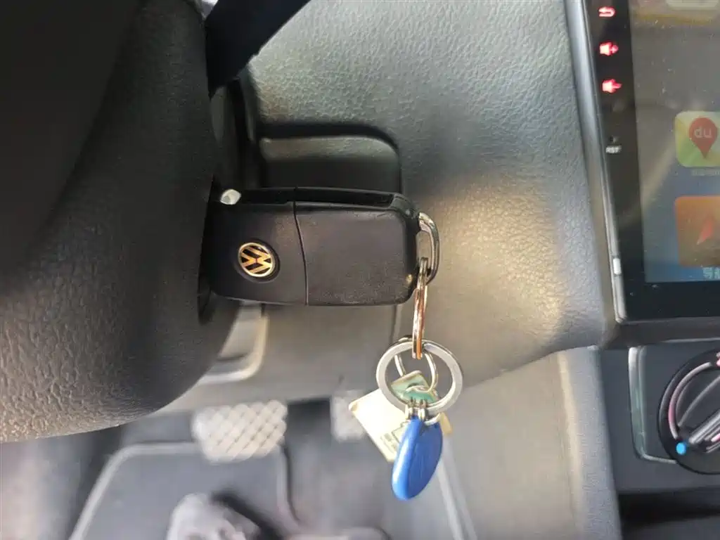 Volkswagen Polo 2016 1.6L Automatic Comfort фото 9