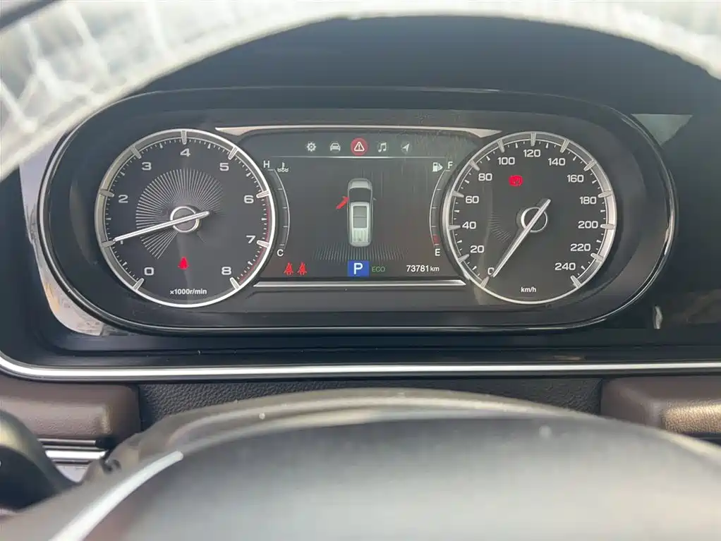 GAC Trumpchi Trumpchi M6 2019 270T Automatic Premium Edition (7-Seater) China V фото 3