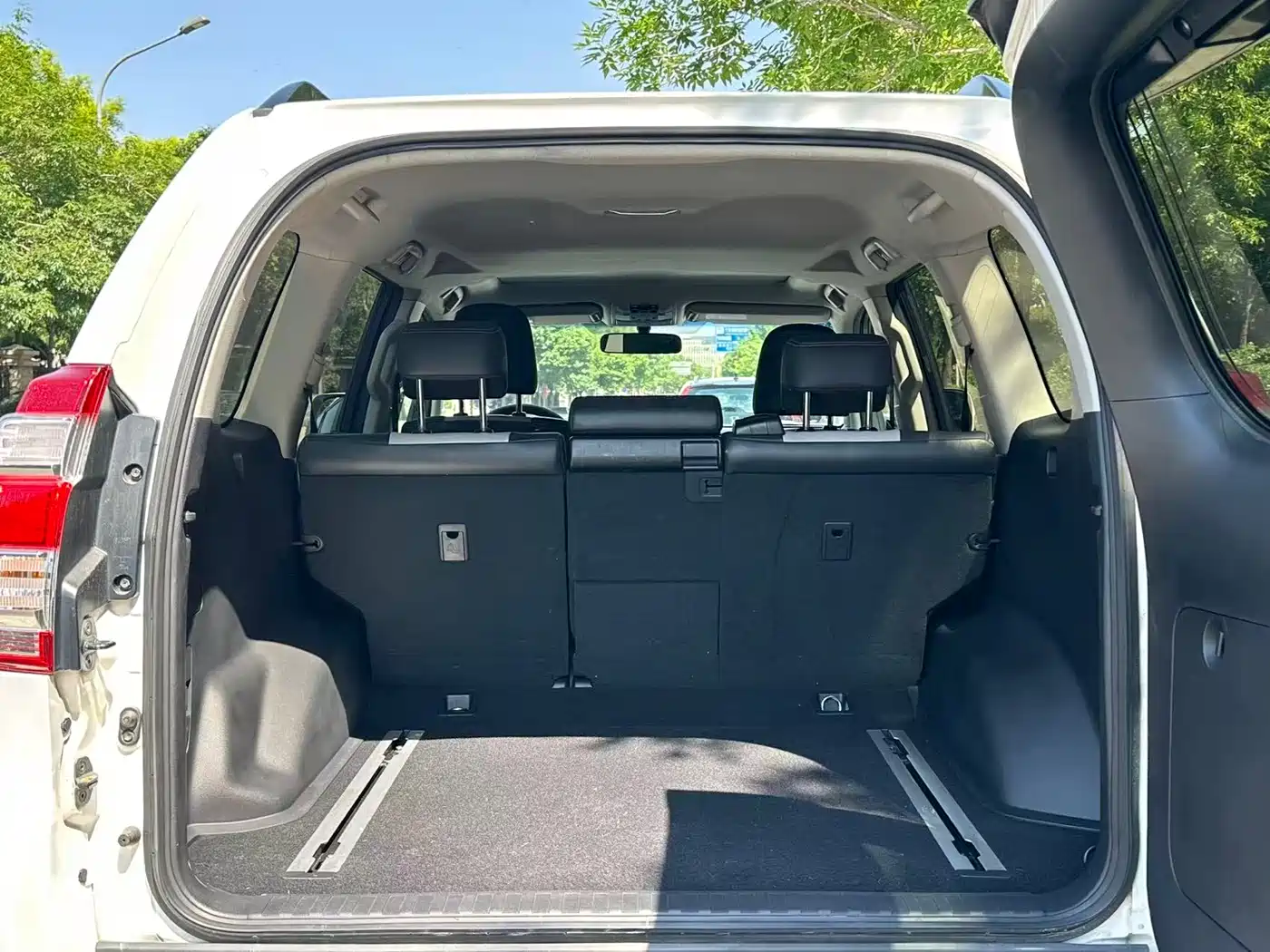 Toyota Prado 2014 4.0L Automatic TX-L фото 20