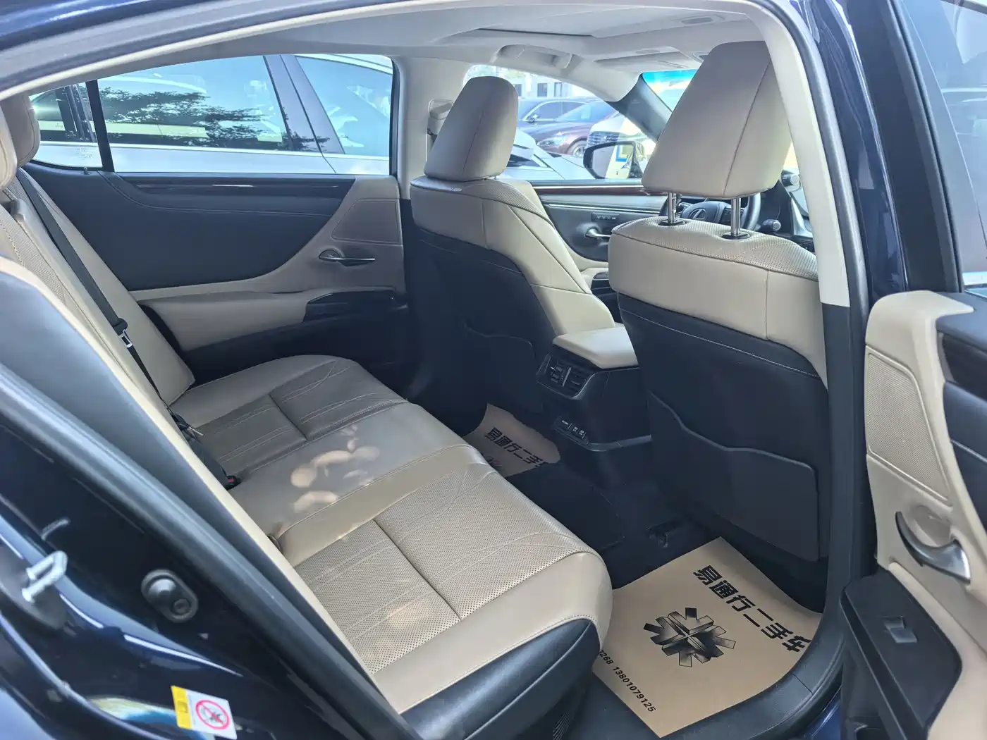 Lexus ES 2018 300h Premium Edition China V фото 7