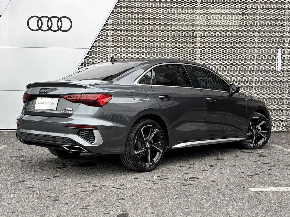 Audi A3 2021 A3L Limousine 35 TFSI Fashion Sport фото 4