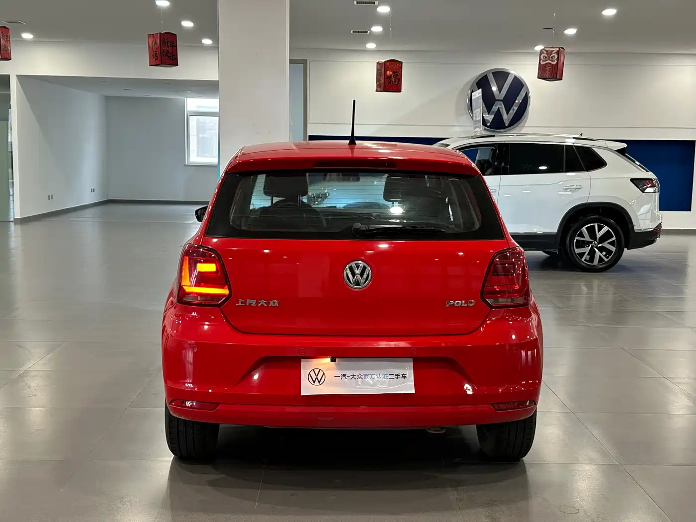 Volkswagen Polo 2016 1.4L Automatic Trend фото 7