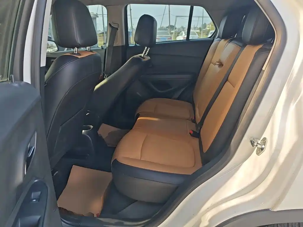 Фото 17 - Chevrolet Trax