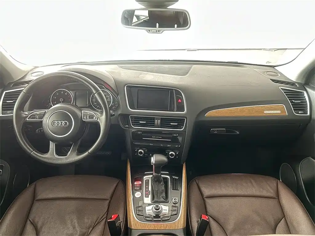 Photo 6 - Audi Q5