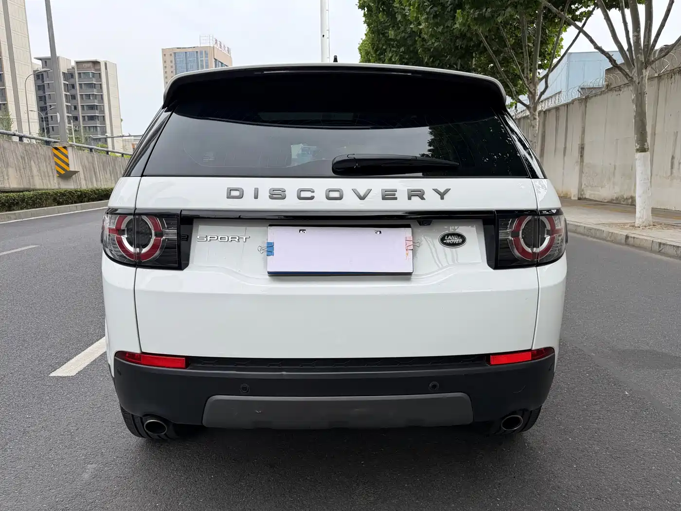 Land Rover Discovery Sport 2019 240PS SE Edition China V фото 5