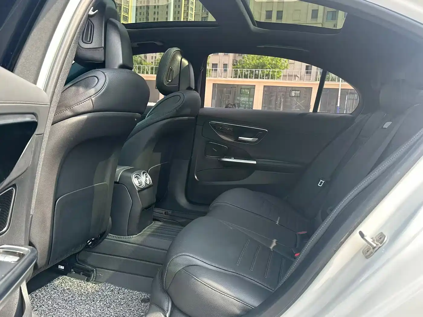Mercedes-Benz C-Class 2024 Facelift C 260 L Sport фото 13