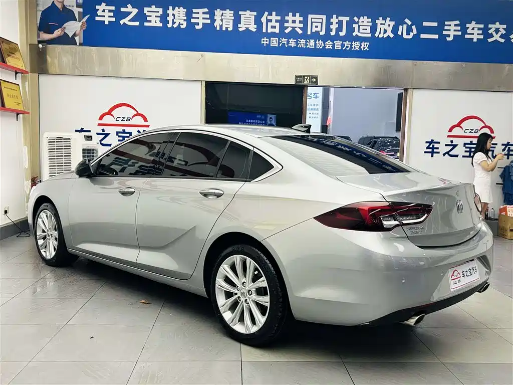 BUICK REGAL