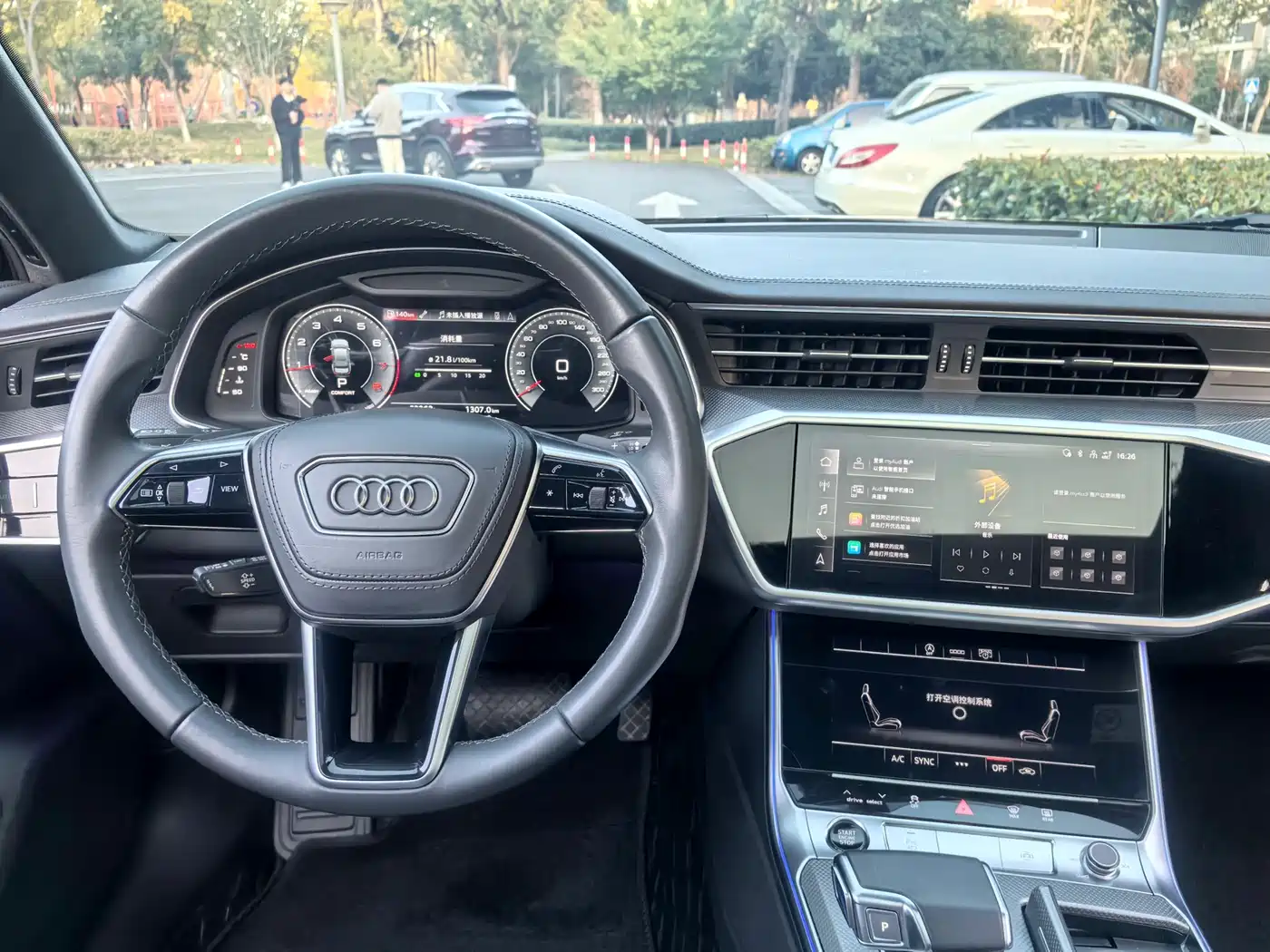 Audi A6L 2023 40 TFSI Luxury Elegance фото 12