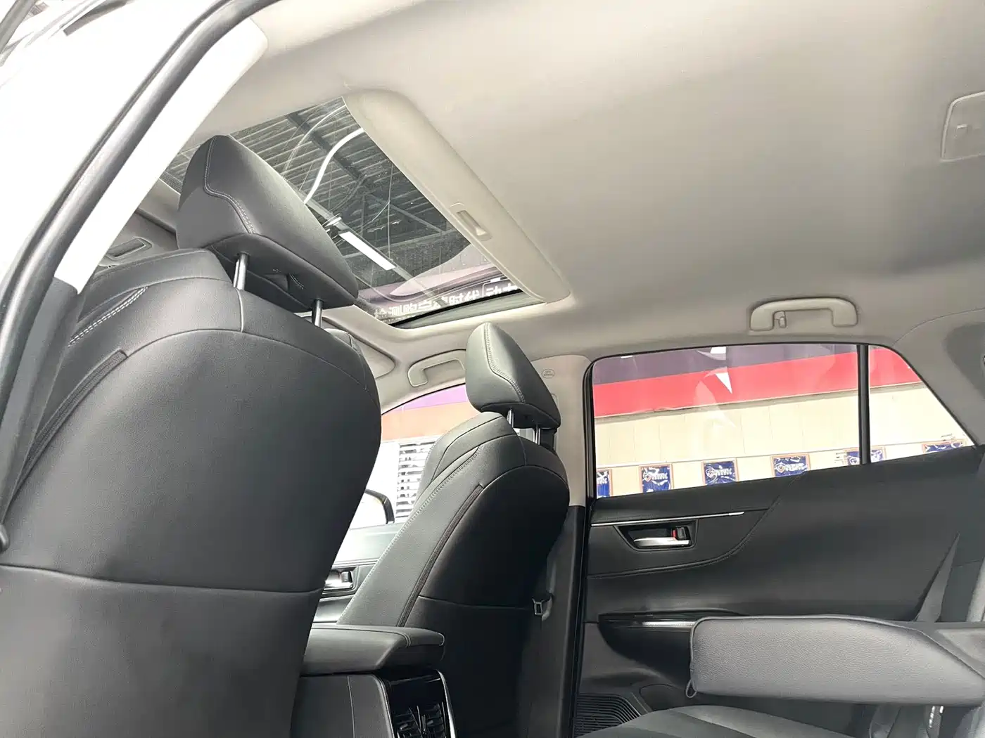 Toyota Venza 2023 2023 Model 2.0L CVT 2WD Tech Edition