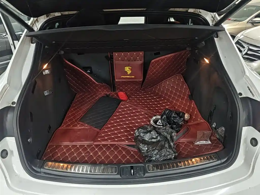 Porsche Macan 2017 Macan 2.0T фото 19