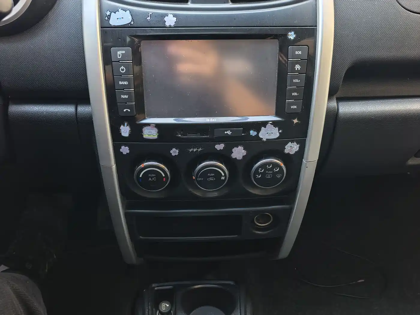 Changan CX20 2015 2014 1.4L IMT Sunroof Navigation China IV