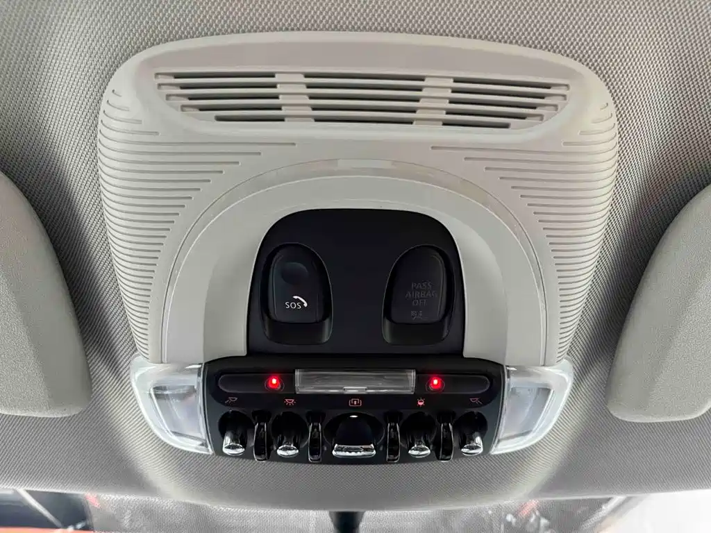 MINI COUNTRYMAN 2024 2023 1.5T COOPER ALL4 Connoisseur