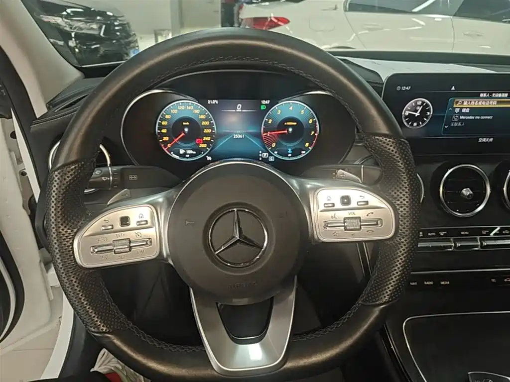 MERCEDES-BENZ CLASS C