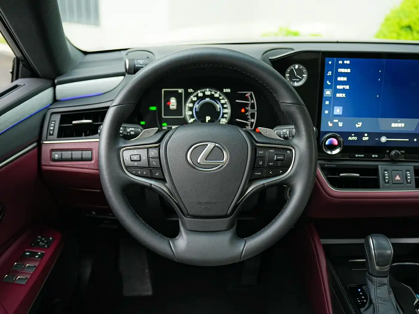 Lexus ES 2025 300h Ultimate Edition фото 21