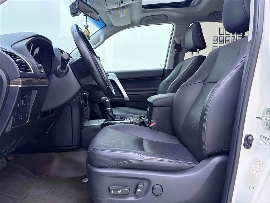 Toyota Prado 2019 3.5L Automatic TX-L Zunxiang Edition with Rear-mounted Spare Tire фото 27