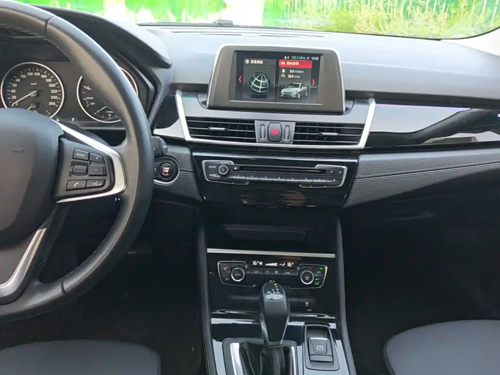 BMW 2 Series Touring 2018 2016 218i Sport Design Package