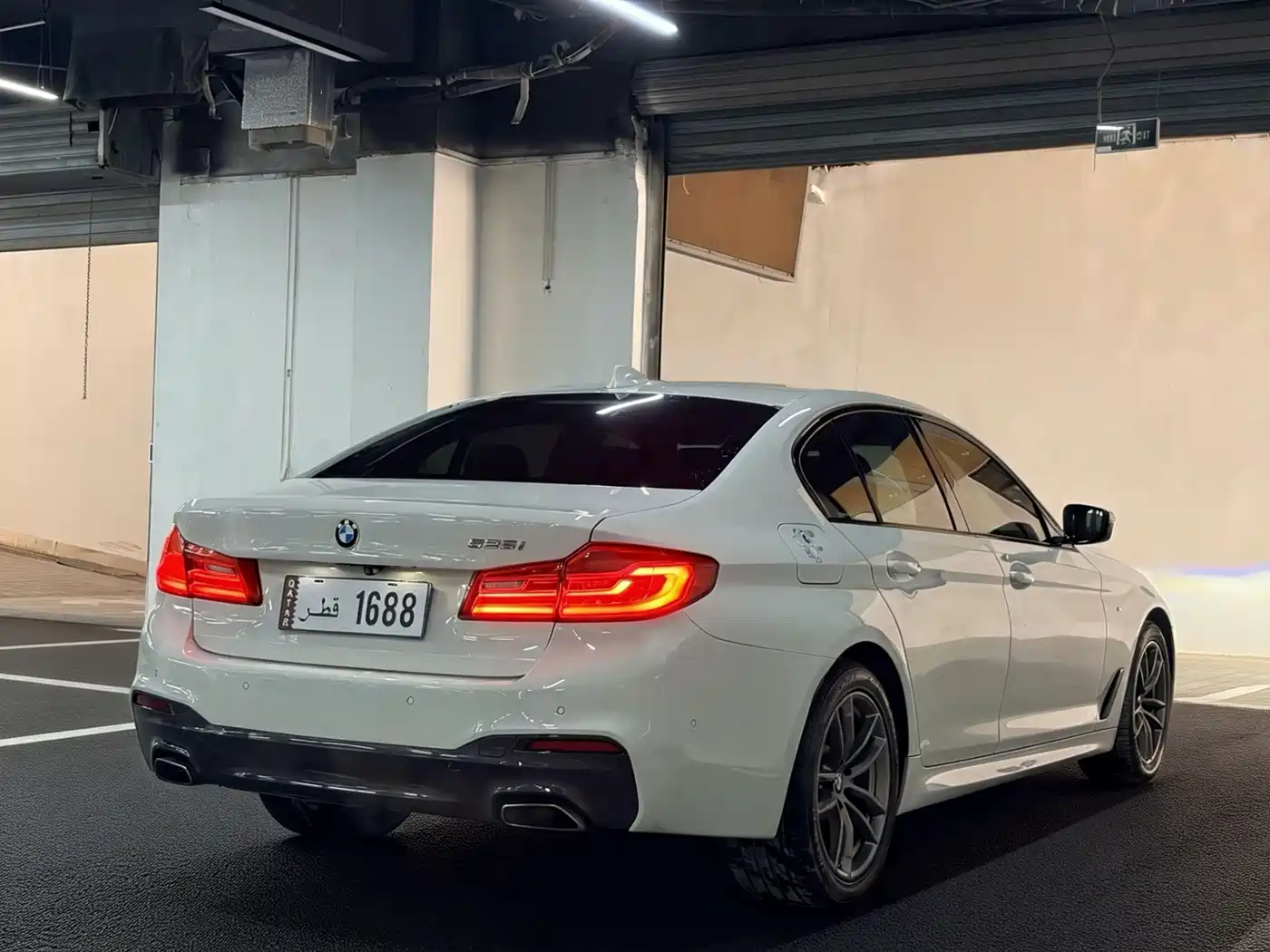 BMW 5 Series (Import) 2019 525i M Sport Package фото 8