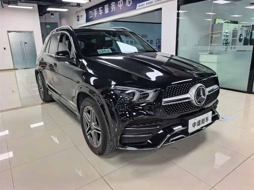 Mercedes-Benz GLE 2020 Facelift GLE 350 4MATIC Luxury фото 2