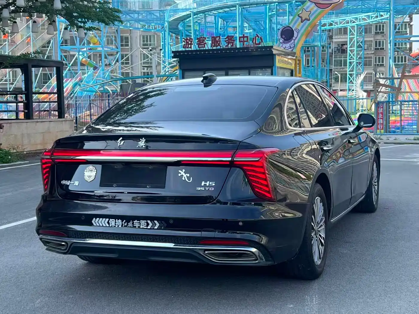 Hongqi H5 2023 1.5T DCT Smart Connect Flag Rhythm фото 9