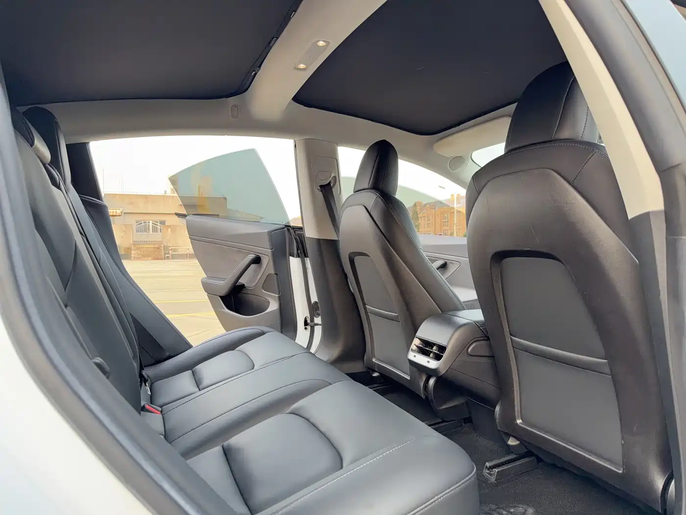 Tesla Model 3 (Import) 2019 2019 Standard Range RWD Upgraded Edition