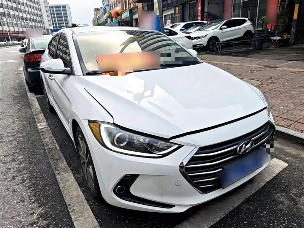 Hyundai Elantra 2016 Model 1.6L Automatic Smart Elite фото 4