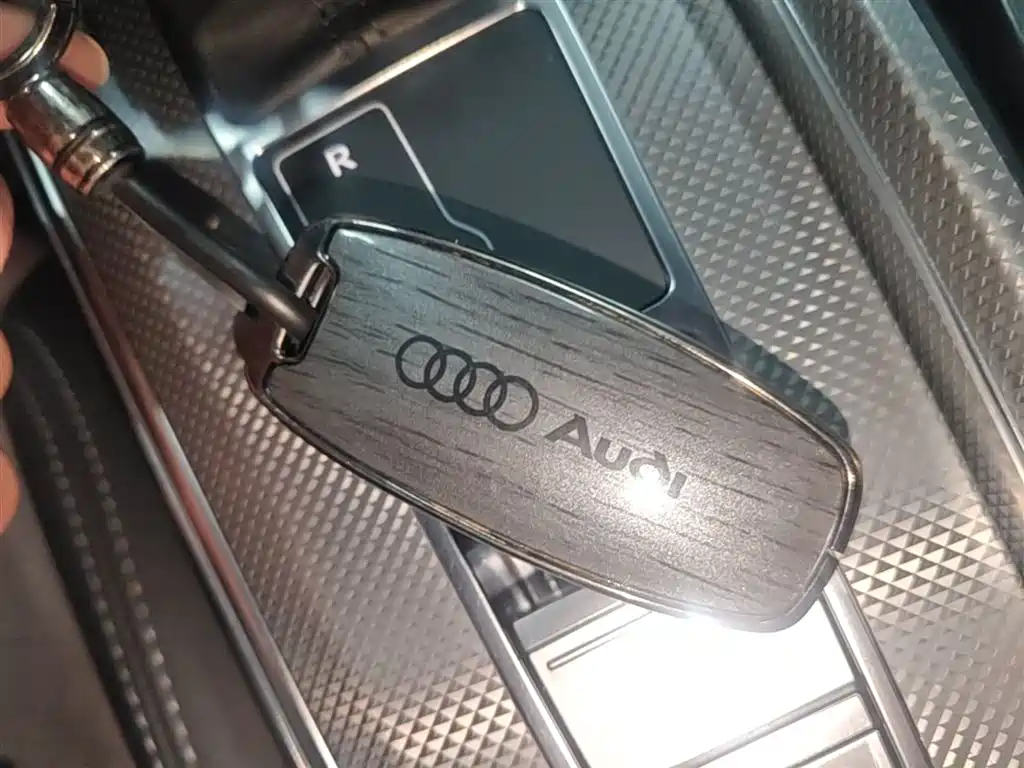 Audi A6L 2023 Facelift 40 TFSI Luxury Dynamic фото 9