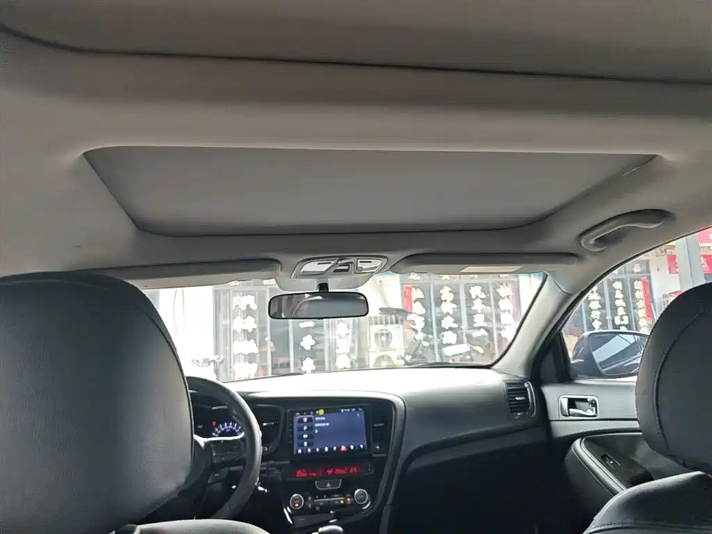 Kia K5 2014 2.0L Automatic LUXURY фото 18