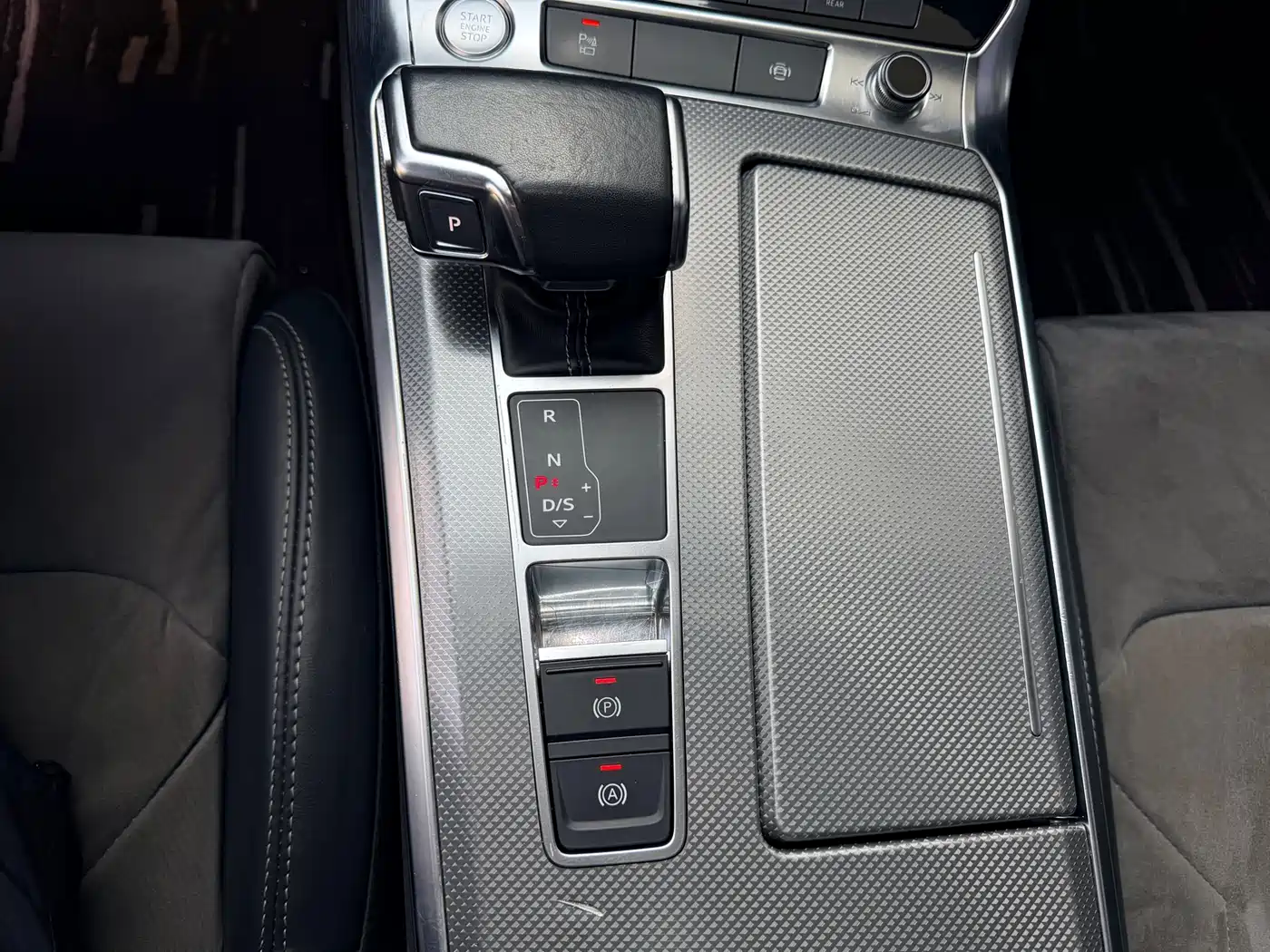 Audi A6L 2020 40 TFSI Luxury Dynamic фото 7